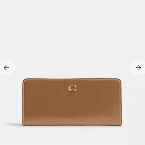 SOLD Coach essential slim zip wallet honey